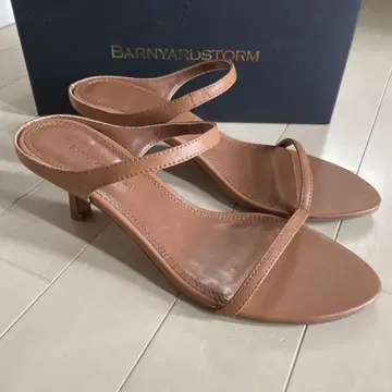 BARNYARDSTORM W 스트랩 뮬 2