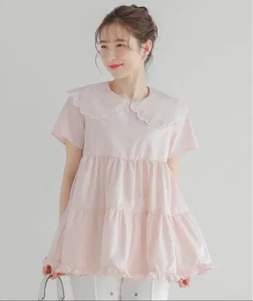 도트 자수 스캘럽 칼라 개더 상의