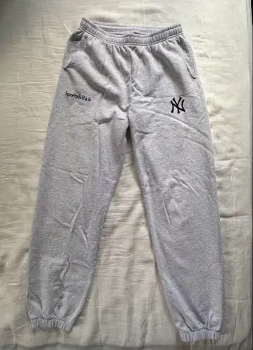 Sporty&Rich 47 Yankees 로고 그레이 스웨트 팬츠 M