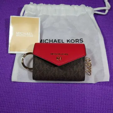 MICHAEL KORS 브라운 레드 키케이스