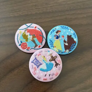 캐릭터 자수 핀 배지 3개 세트