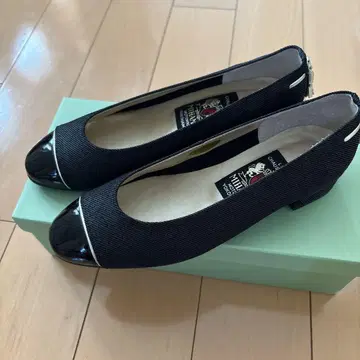 MIHAMA 블랙 발레 슈즈