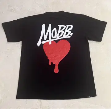 정품 MOBB 하트 디자인 T셔츠 L 사이즈