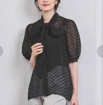 컷 자카드 오간자 리본 블라우스