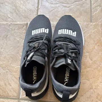 PUMA HYBRID 스니커즈 블랙