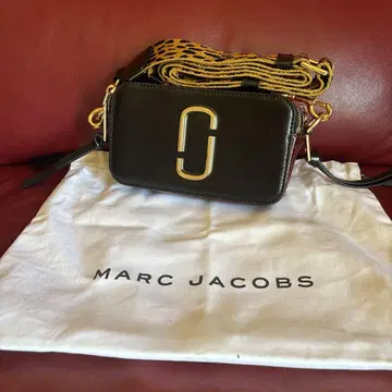 MARC JACOBS 숄더백 블랙