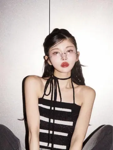 다리치 Darich 보더 베어 홀터 니트탑