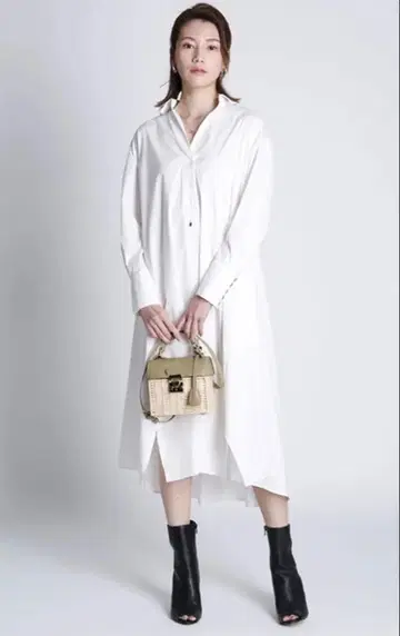 CELFORD 화이트 셔츠 ONE SIZE
