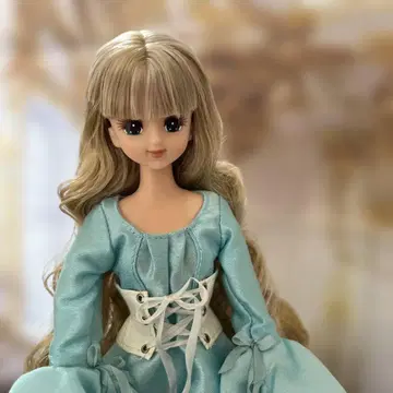 리카짱 캐슬 리틀팩토리 제니 마리 인형만