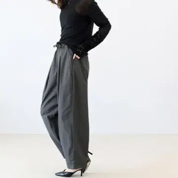 [새상품급] 퍼니 컴퍼니 타프타 볼륨 팬츠