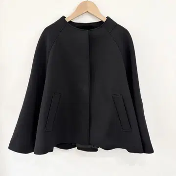 ADORE 어도어 쿠션 종이상자 자켓