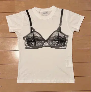 vaquera BRA T SHIRT 바케라 XG cocona 원영
