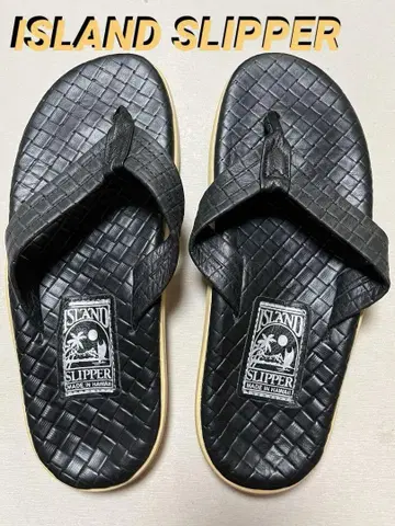 ISLAND SLIPPER 블랙 샌들