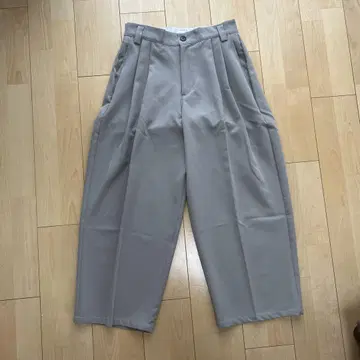 Casper John 와이드 테이퍼드 슬랙스 S 사이즈