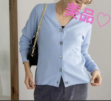 새상품급 이터니티 V넥 가디건 노리즈