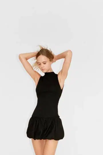 zara 벌룬 스커트 디테일 리브 원피스