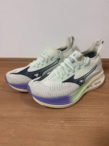 미즈노 웨이브 네오 젠 러닝화