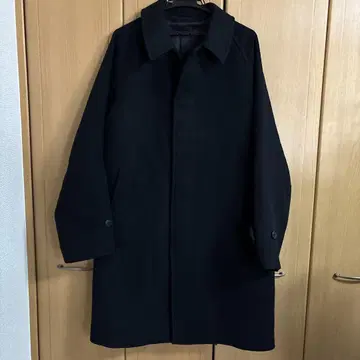 UNIQLO 네이비 체스터 코트