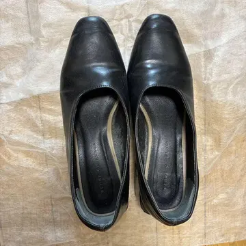 블랙 스틸레토 펌프스 힐 5cm