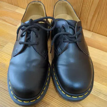 미사용에 가까운 Dr.Martens 닥터마틴 1461 25cm UK6