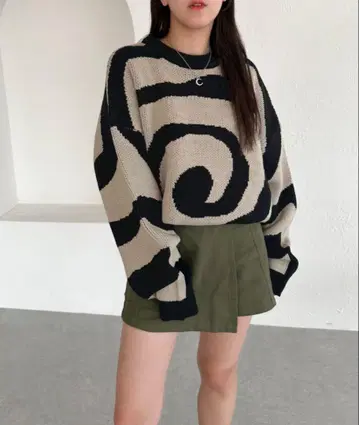 [ 한정판 아이템 ] apres jour mignon 우즈마키 패턴 니트