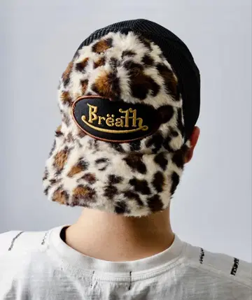 BREATH FAUX LEOPARD FUR CAP BROWN 블레스