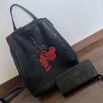 데시구알 미키 블랙 백팩 미사용 지갑 세트 가격 인하 가능