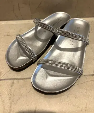 ITALIAN SHOEMAKERS 더블 큐빅 샌들