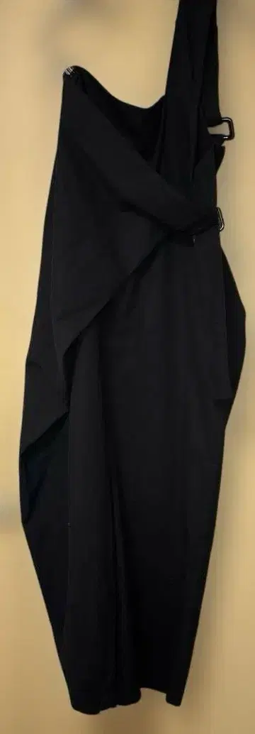 안티카 아지메 원숄더 살로펫