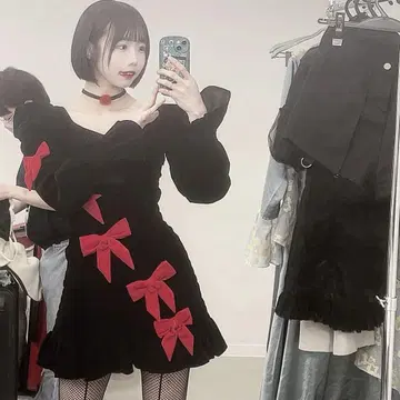 아노짱 착용 리본 포함 퍼프 슬리브 원피스 블랙 레드