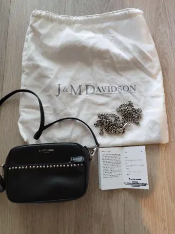 J&M DAVIDSON 블랙 숄더백