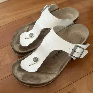 Birkenstock 화이트 플립플랍 39