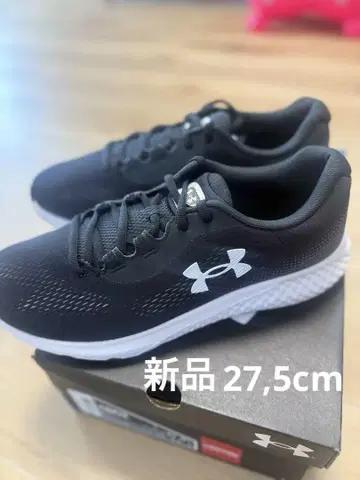 [ 새상품 ] Under Armour 스니커즈 0802 27,5cm