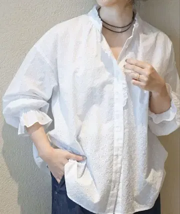 프릴 퍼프 블라우스
