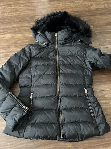ZARA 다운 자켓 후드 부착