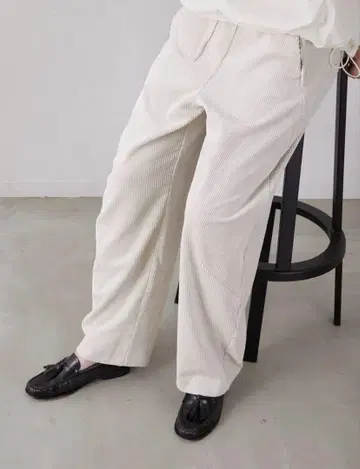 LA PEAU DE GEM cutwork corduroy pants 36