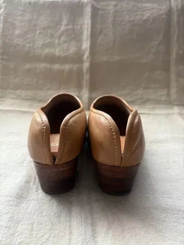 hcubuch 후브 카우 가죽 사보 조개형 39 24.5cm