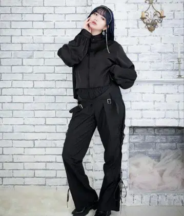 dearis 블랙 사이드 차이나 레이스 팬츠