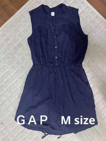 GAP 갭 슬리브리스 원피스