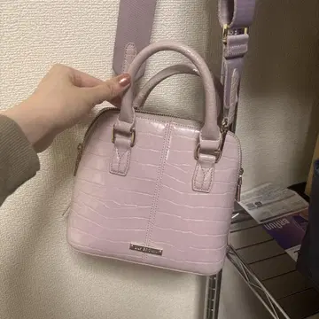 연보라 크로커다일 패턴 숄더백