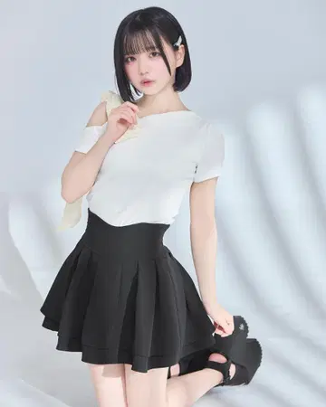 미셸 마카롱 M 사이즈 슬림 레그 스커트 슬림 레그가 될 수 있는 블랙
