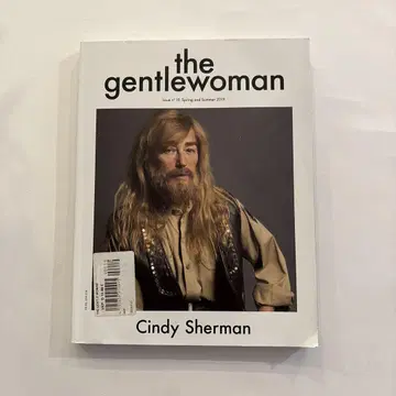 UK 잡지 the gentlewoman 2019 Issue 19