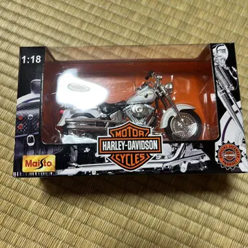 Harley-Davidson 1:18 스케일 바이크 미개봉 마이스트
