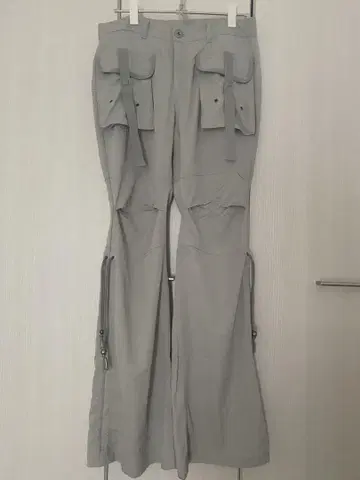 hug your skin Bootcut Cargo Pants (Grey)