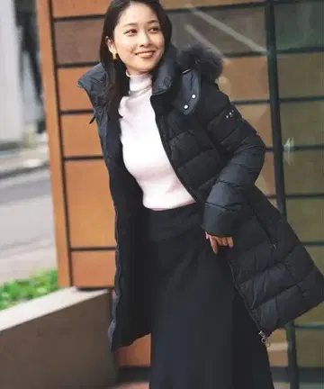 [ 새상품급 ] 타트라스 SARMA 다운 코트 사르마 2 블랙