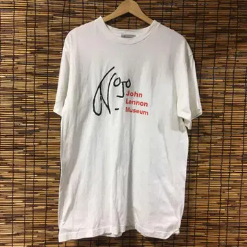 John Lennon Museum 티셔츠 L 사이즈 상당