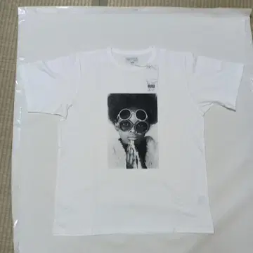 화이트 프린트 T셔츠