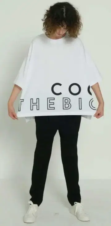 코그 더 빅 스모크 DELTA T-SHIRT 화이트