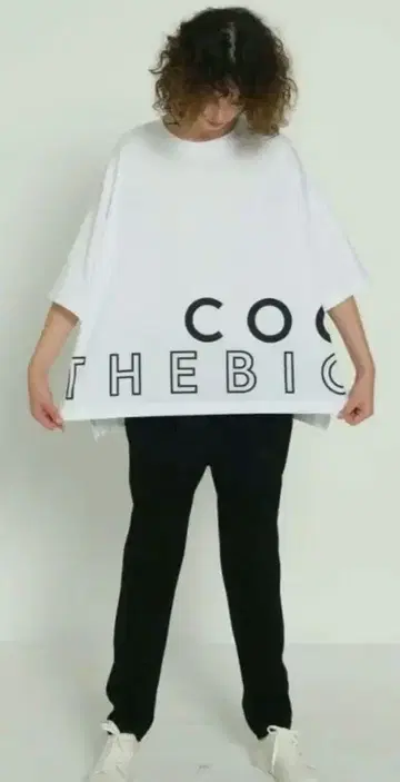 코그 더 빅 스모크 DELTA T-SHIRT 화이트