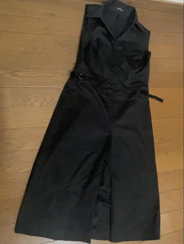 미사용 새상품 인디비 40 미라인 슬리브리스 원피스 블랙